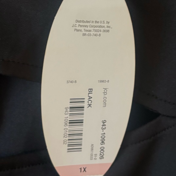 Black cut out dress in front - Picture 2 of 4